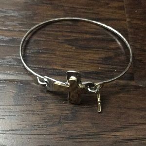 Cross bangle bracelet